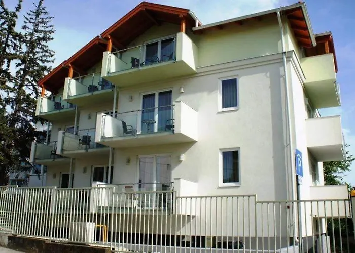 Fuered Apartment *